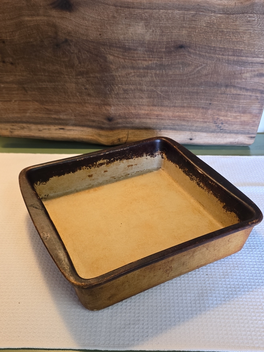 The Pampered Chef Square 10x10 Stoneware Baking Dish, Family Heritage Collection